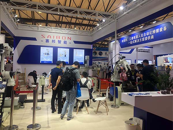 機器人焊接變位機生產(chǎn)廠家提供免費的技術培訓 機器人焊接變位機生產(chǎn)廠家提供免費的技術培訓
